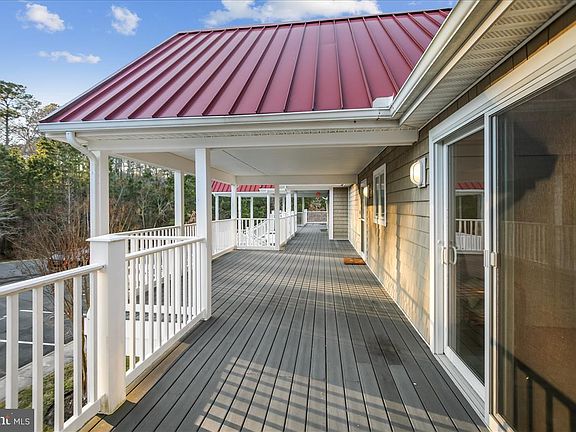5th image of 9721 Village Ln #9711E