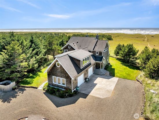 1210 163rd Place, Long Beach, WA 98631