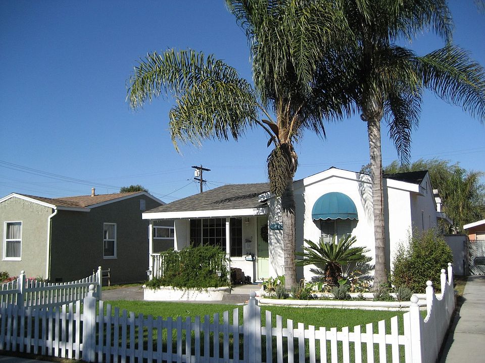 Picket Fence Bungalow