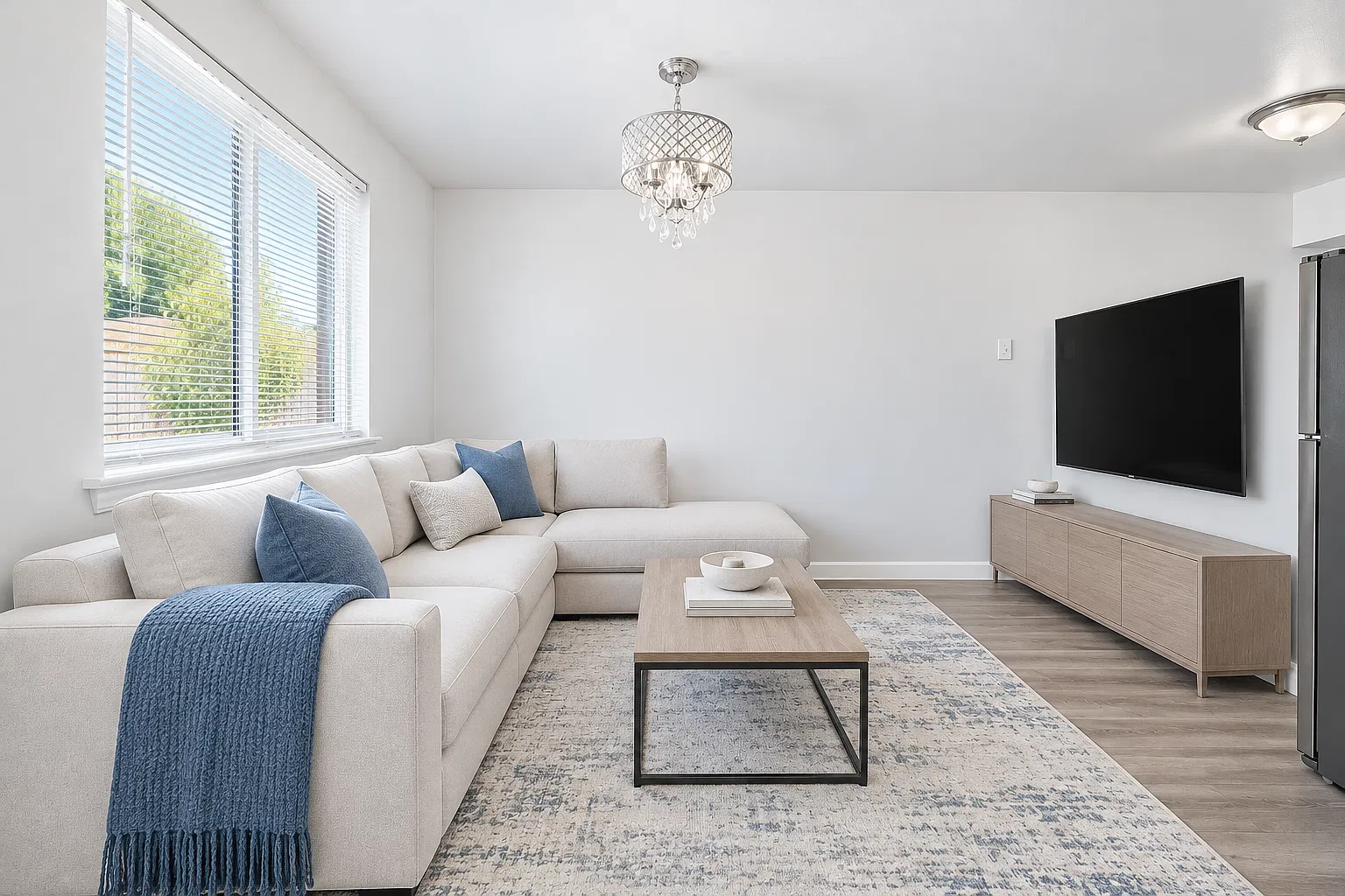 1 bed, $1,295 — Photo 1