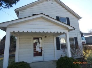 3 New St, Hampton, NJ 08827