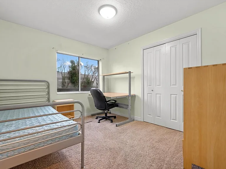 1525 N Riverside Ave #38 — Photo 17