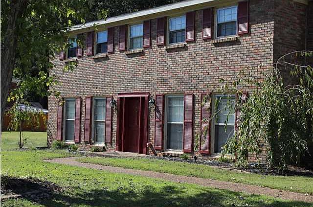 1st image of 125 Creekwood Dr