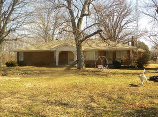 1700 Center School Rd, Cottage Grove, TN 38224