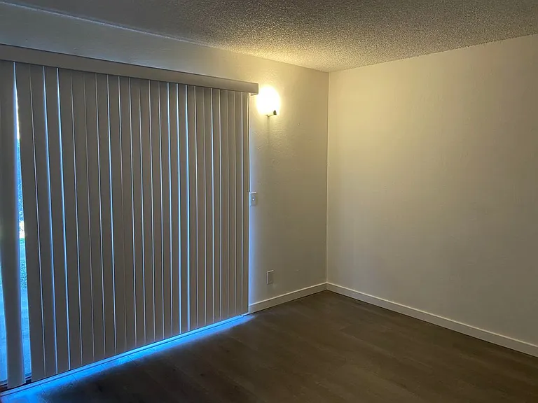 2101 Shoreline Dr #203 — Photo 14