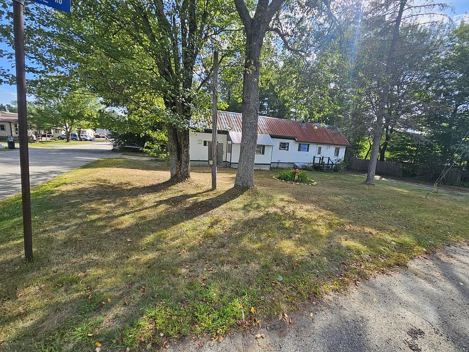 2nd image of 4 Brigham St