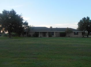 1160 Butcher Rd, Waxahachie, TX 75165