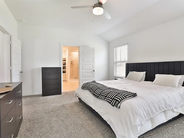 31615 Chollerford Ct — Photo 17