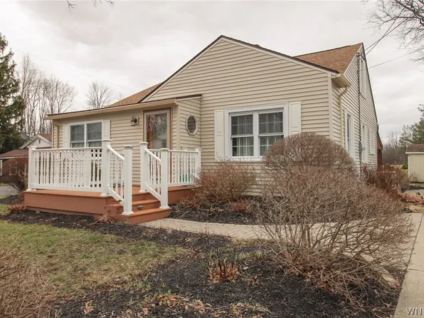3827 Bates Rd, Medina, NY 14103