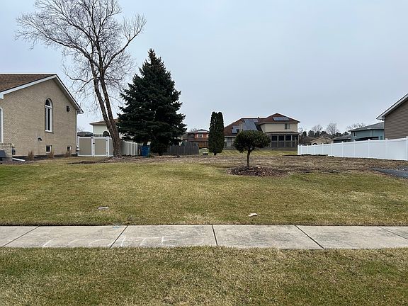 5th image of 18619 Laramie Rd