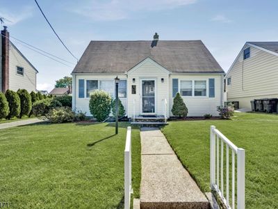 139 N Vivyen St, Bergenfield, NJ, 07621