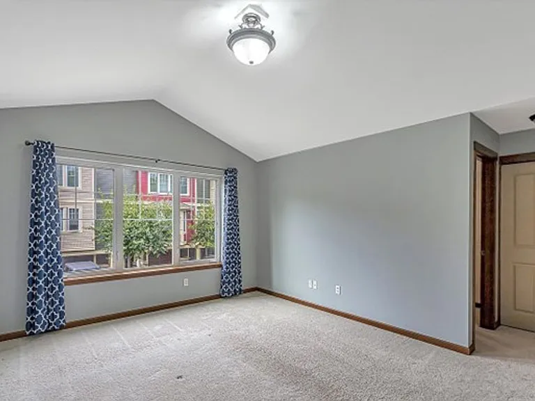 13226 101st Ln NE — Photo 12