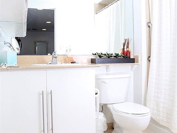 5th image of 325 S Biscayne Blvd #3706