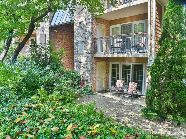 211 Bowling Park Rd, Asheville, NC 28803