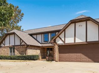 1804 Golf Course Dr, El Reno, OK 73036
