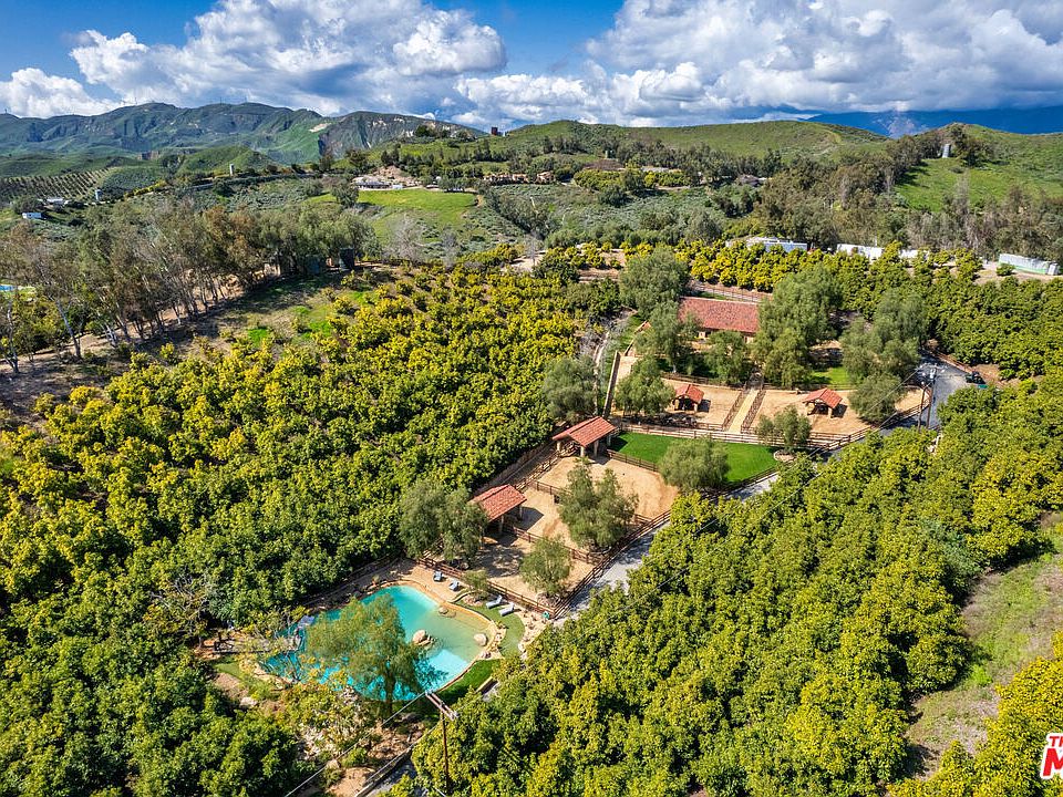 1st image of 8018 Balcom Canyon Rd