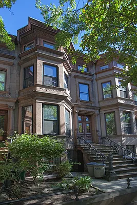 Rented by Townsley & Gay, LLC | media 77