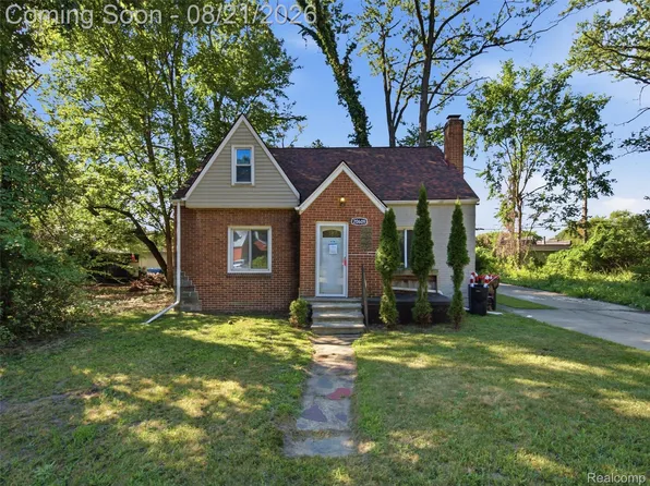 20609 Westhaven Ave, Southfield, MI 48075