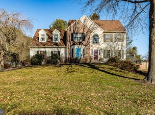 98 Aspen Dr, Downingtown, PA 19335