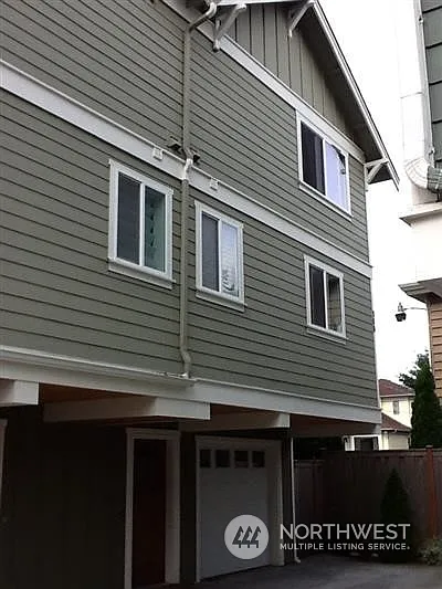 509 N 43rd Street #A photo 1
