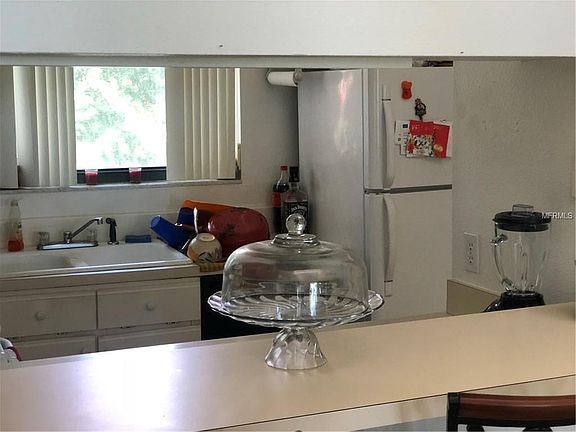 4th image of 505 Sweet Bay Cir