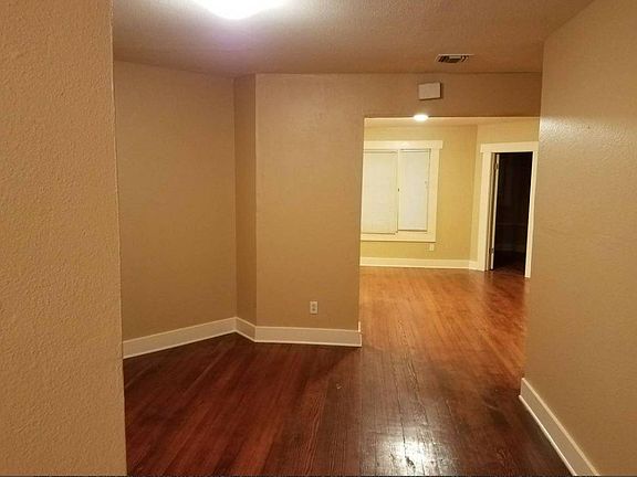 Living Room and Dining Room from kitchen to front porch orie