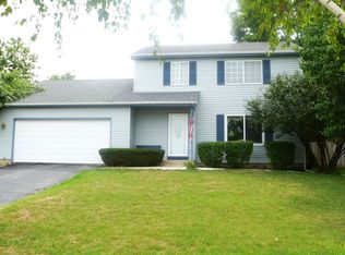 503 E Shag Bark Ln, Streamwood, IL 60107