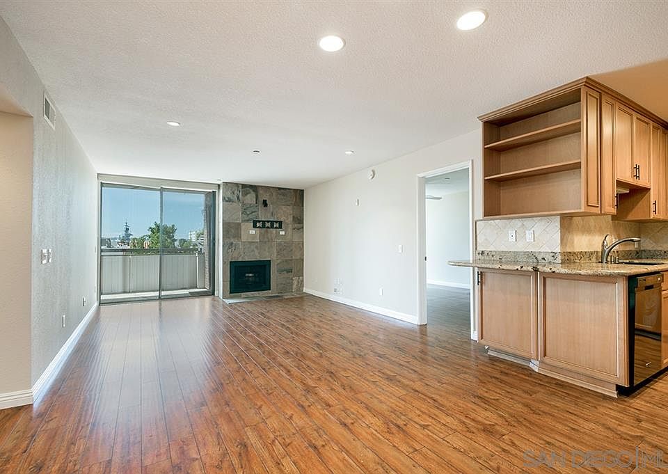 1st image of 850 State St Unit 302