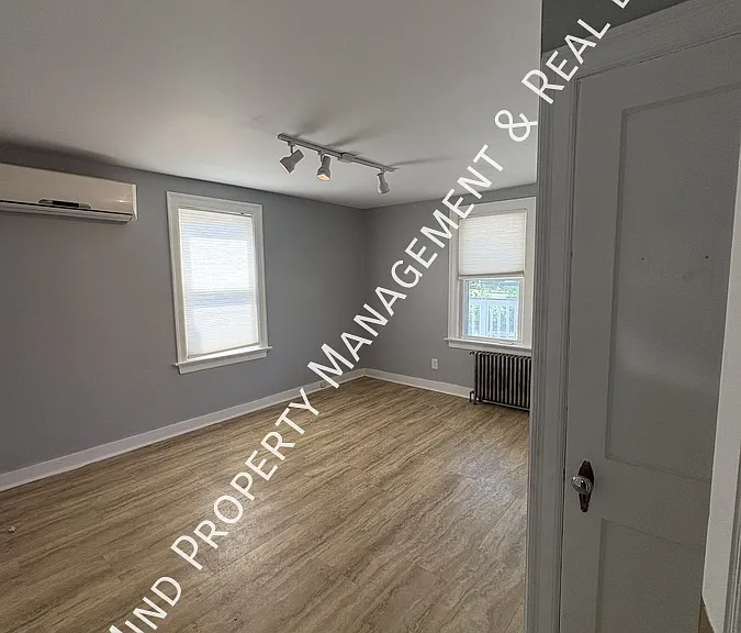 968 Elm St #1 — Photo 12