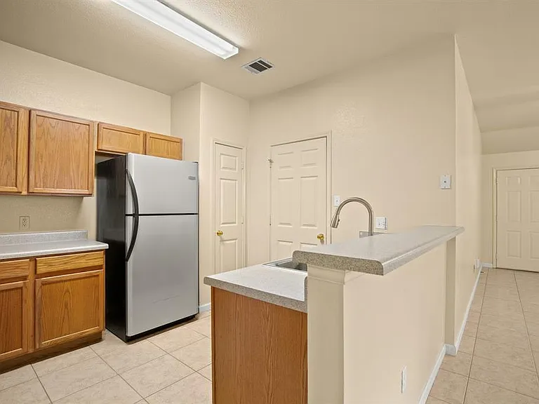 1225 Orchard Park Cir — Photo 11