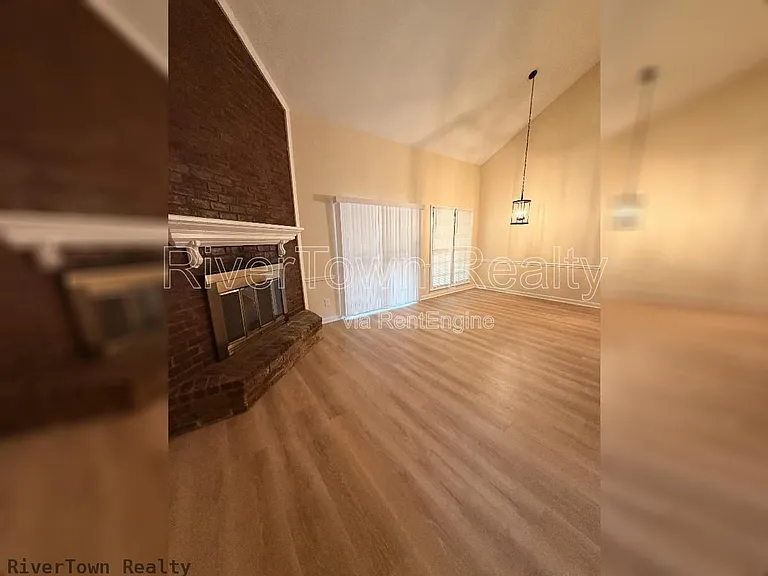 3693 Hyacinth Dr — Photo 8
