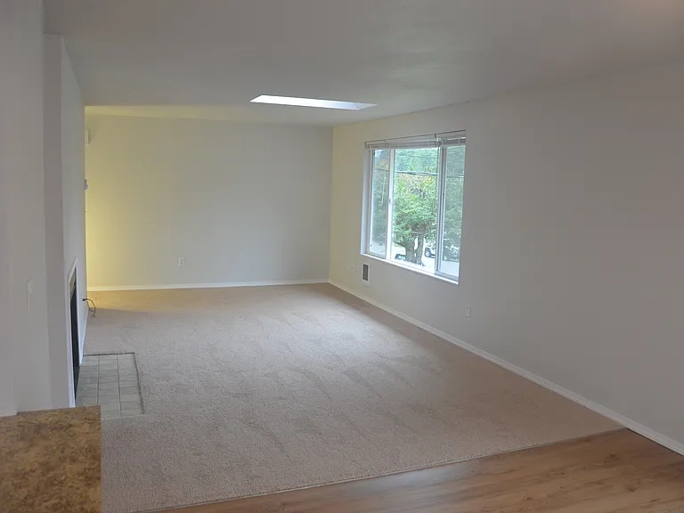 1103 Portland Ave #G — Photo 5