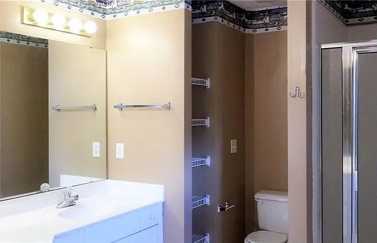 855 Autumn Ridge Rd — Photo 6