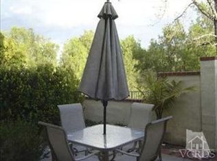 430 Country Club Dr APT C, Simi Valley, CA 93065