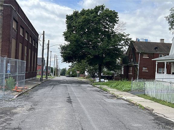 4th image of 530 8th St