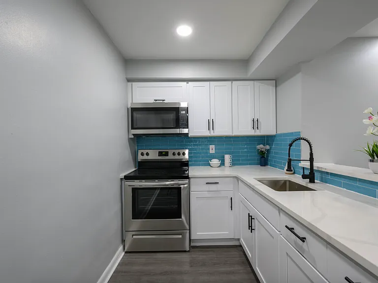 3312 Old Capitol Trl #1B — Photo 1