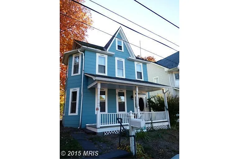 4548 Church St photo 1