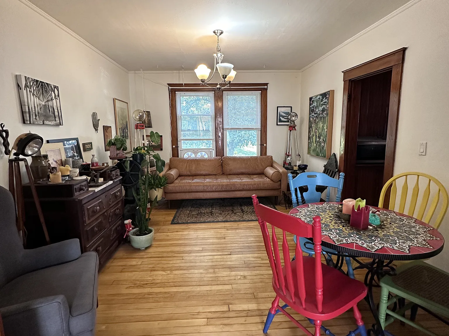 132 N Main St — Photo 2