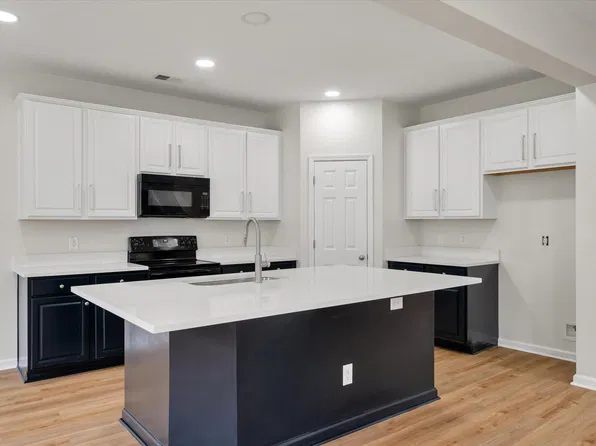 1712 Diving Duck Ln, Summerville, SC 29483