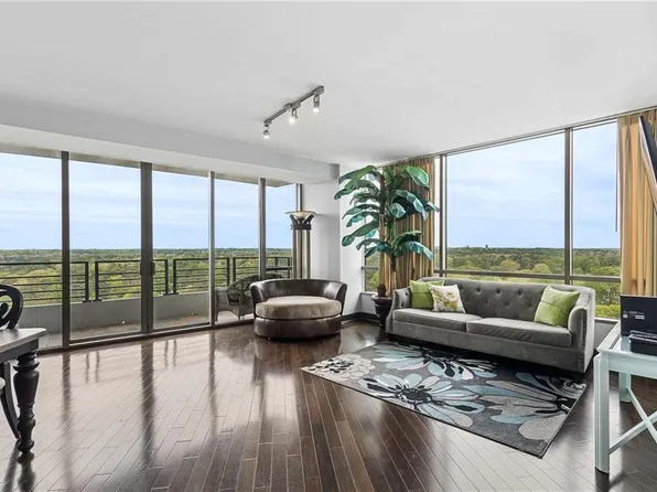 700 Park Regency Pl NE APT 2002, Atlanta, GA 30326