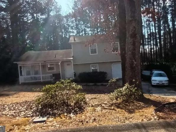 977 Leeward Ln, Jonesboro, GA 30238