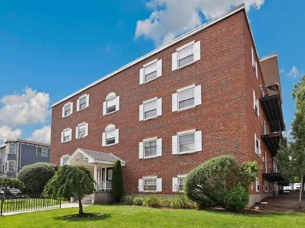 48 Coffey St APT 8D, Dorchester, MA 02122