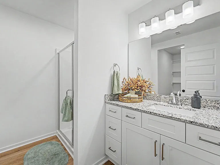 802 W Meason Ave — Photo 12