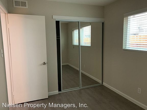 5th image of 2325 I St APT 02