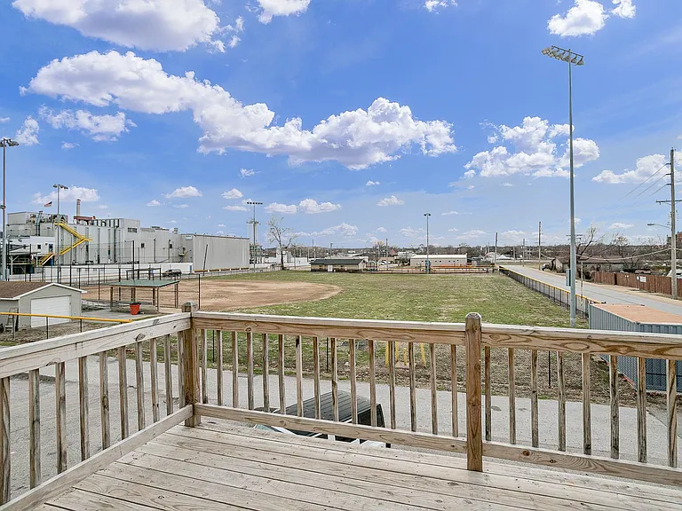 237 Benton St #201 — Photo 16