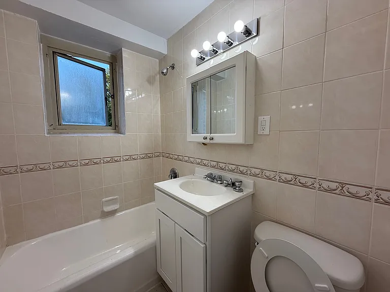 192-10 64th Ave #2 — Photo 9