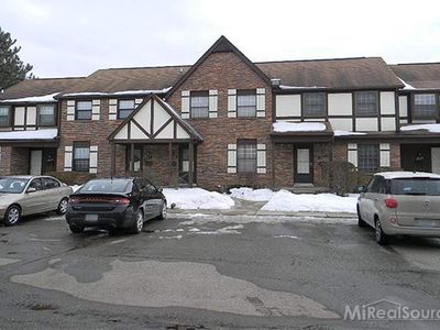 19627 Raleigh Cir S, Southfield, MI, 48076