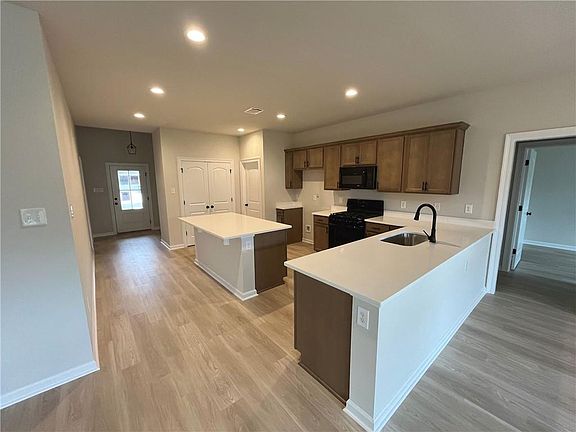 3rd image of 75534 Joyce Dr