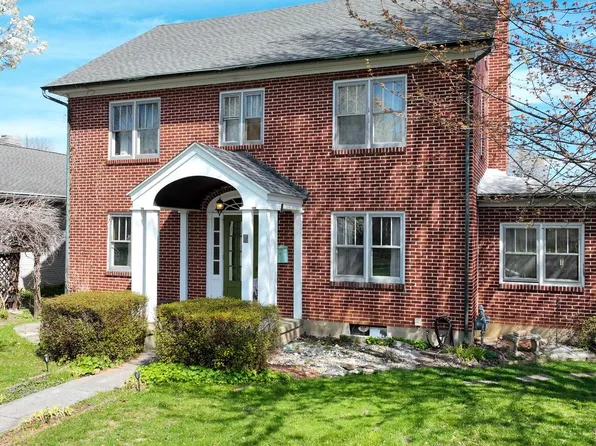 7 Oakleigh Ave, Harrisburg, PA 17111