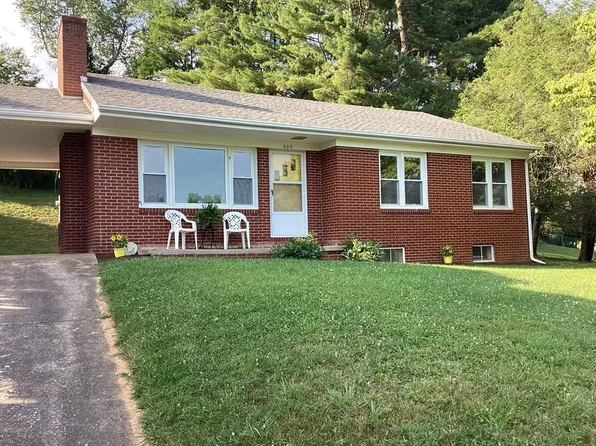 404 Poplar St, Galax, VA 24333